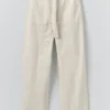 Baumwoll-Twill-Hose mit Gürtel