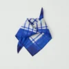 Bemalte Tischdecke Seidenbandana