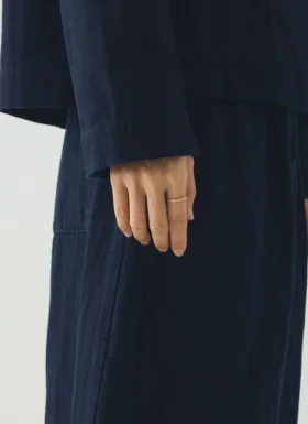 Emily Nixon Cockle 9-Karat-Goldring