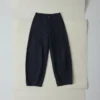 Formbetonte Indigo-Hose