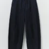 Formbetonte Indigo-Hose