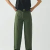 Garment-gefärbte Hose aus Baumwolltwill Garment-gefärbte Hose aus Baumwolltwill
