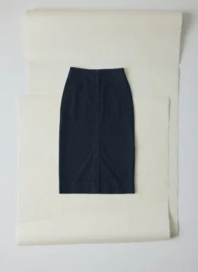 Gerader Rock aus Indigo-Denim