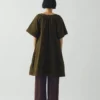 Gerafftes Kleid aus Baumwolltwill