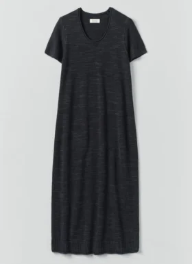 Gestricktes T-Shirt-Kleid aus Leinen und Baumwolle