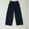 Jeanshose mit weitem Bein