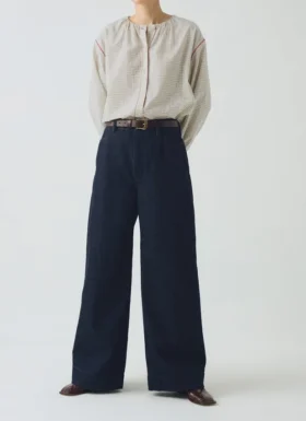 Jeanshose mit weitem Bein