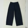 Jeanshose mit weitem Bein