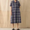 Kariertes Swing-Kleid aus Leinen und Baumwolle
