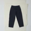 Konisch zulaufende Indigo-Hose