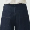 Konisch zulaufende Indigo-Hose