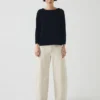 Lia Baumwoll-T-Shirt mit U-Boot-Ausschnitt Lia Baumwoll-T-Shirt mit U-Boot-Ausschnitt