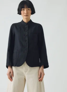 Schlichte Jacke aus Baumwoll-Leinen
