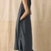 Schürzenkleid aus Leinen-Baumwoll-Twill Schürzenkleid aus Leinen-Baumwoll-Twill