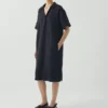 Smockkleid aus Baumwoll-Leinen