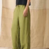 Stückgefärbte Leinenhose mit weitem Bein Stückgefärbte Leinenhose mit weitem Bein